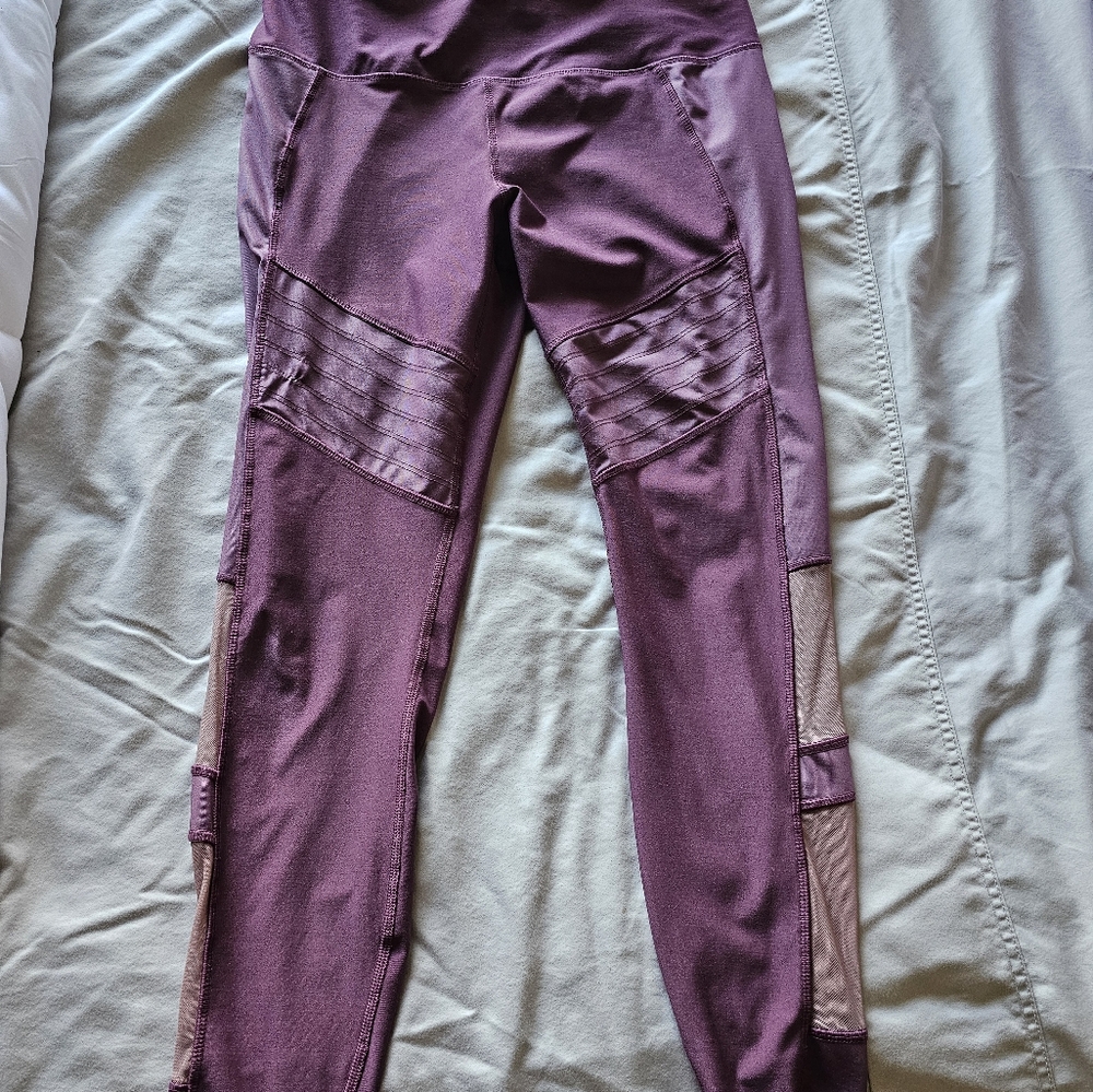 Reebok ladies ankle length leggings size Large